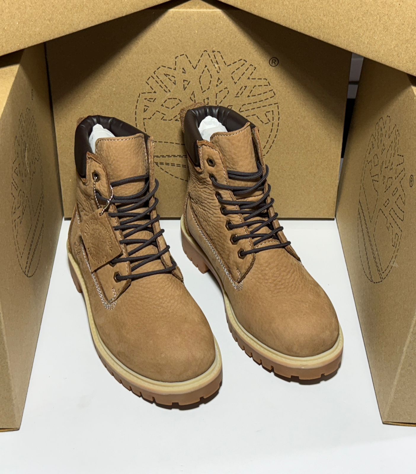 TIMBERLAND Emberwood Tan Rugged Waterproof Ankle Boots