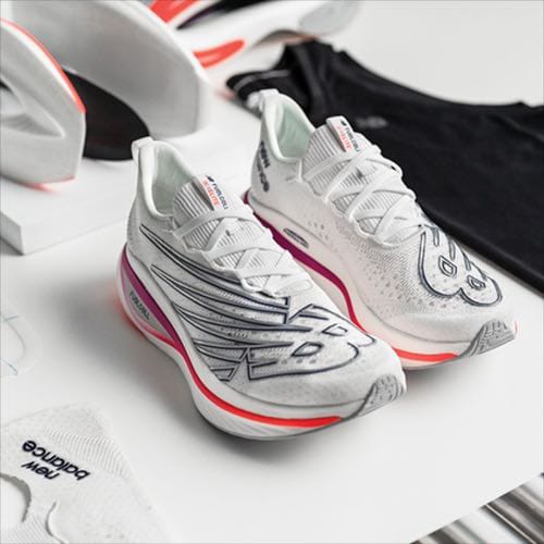 New Balance FuelCell Propel V3 Running Shoes