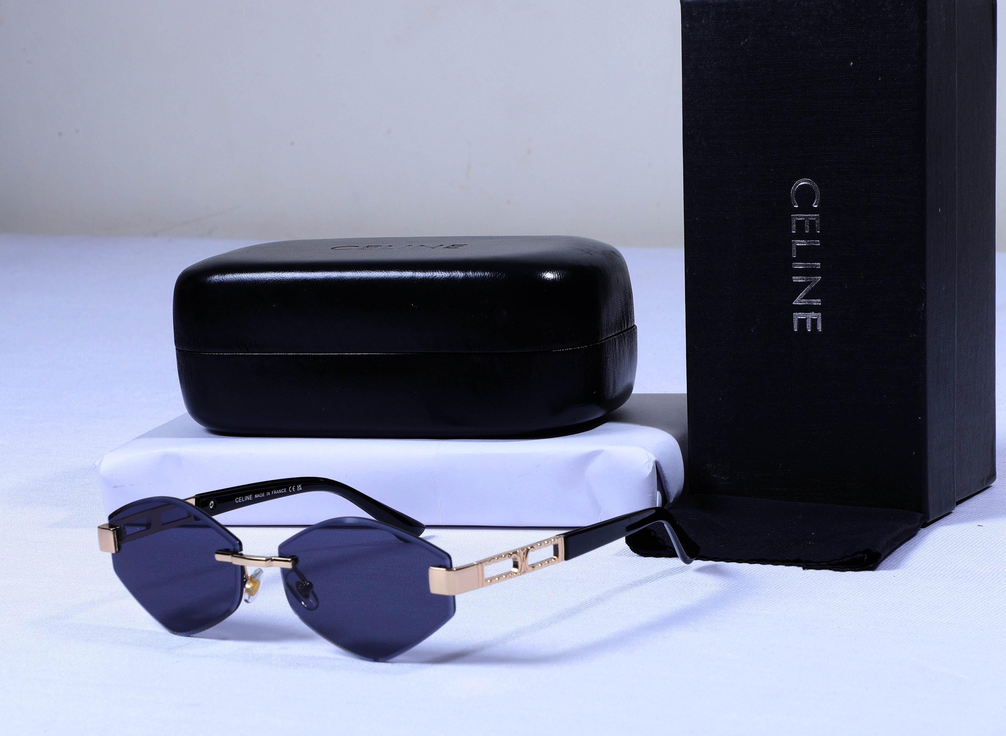 CELINE Ethereal Amethyst Contemporary Geometric Sunglasses with Case