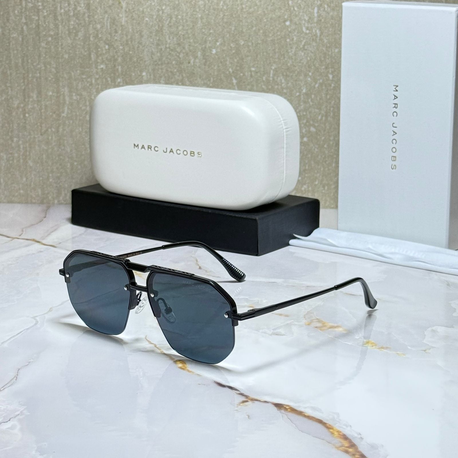 MARC JACOBS Twilight Onyx Luxe Square Sunglasses