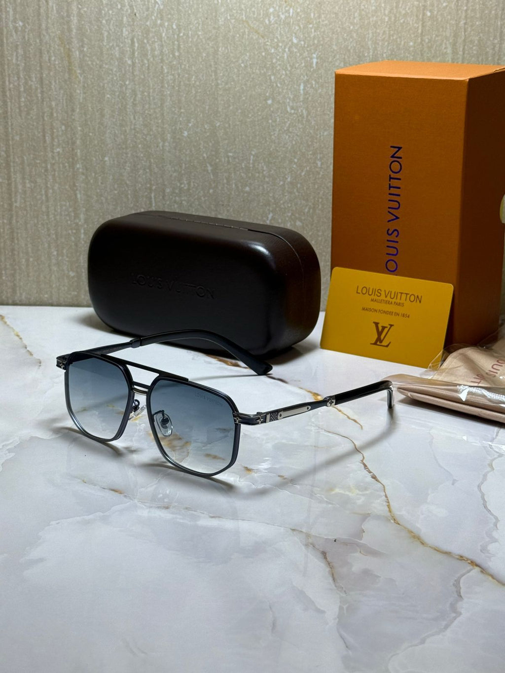 LOUIS VUITTON Blush Ember Luxe Gradient Square Sunglasses
