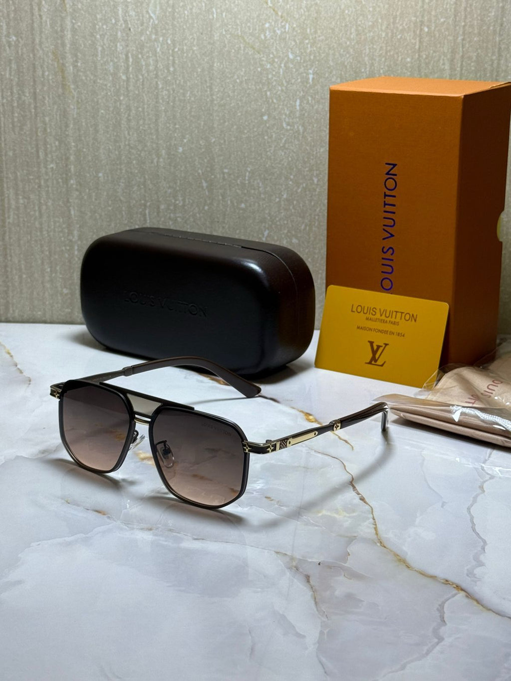 LOUIS VUITTON Blush Ember Luxe Gradient Square Sunglasses