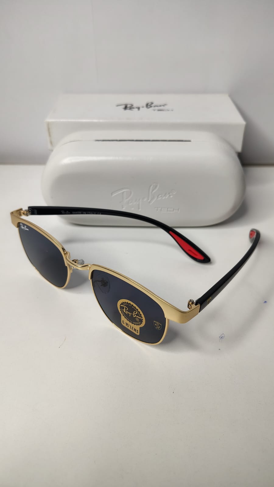 Ray-Ban Gold Frame Retro Sunglasses