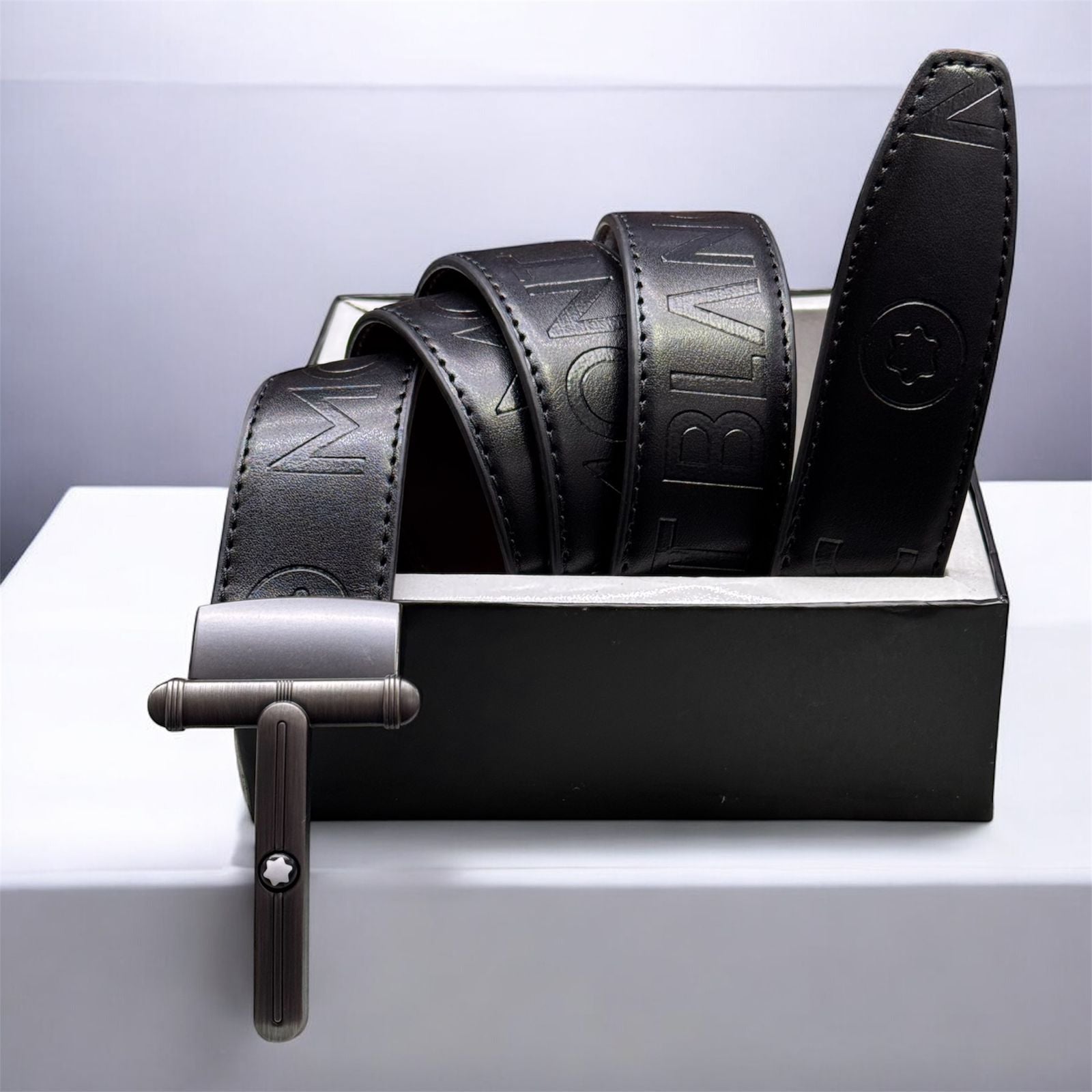 Montblanc Classic Leather Belt with Signature Buckle