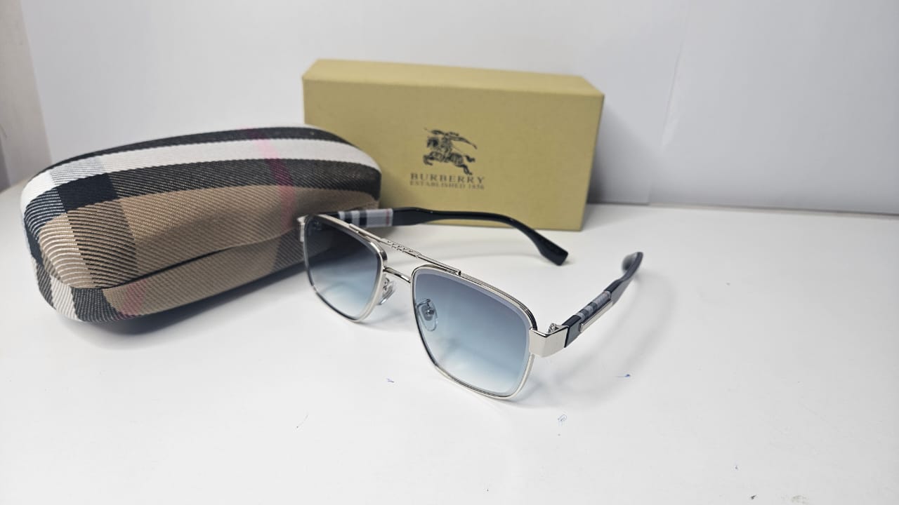 Burberry Classic Aviator Sunglasses with Check Case