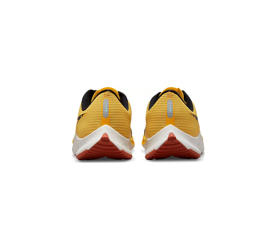 Slipt leather shoes