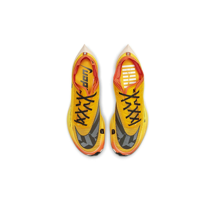 Slipt leather shoes