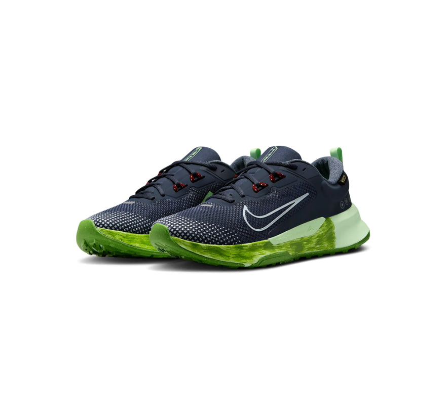 Puma sport shoes