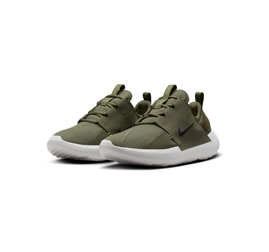Nike sport shoes